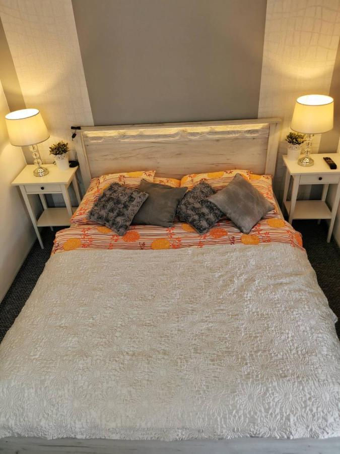Foglal-Lak Apartman Эгер Экстерьер фото