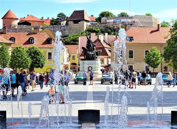 Foglal-Lak Apartman Эгер Экстерьер фото